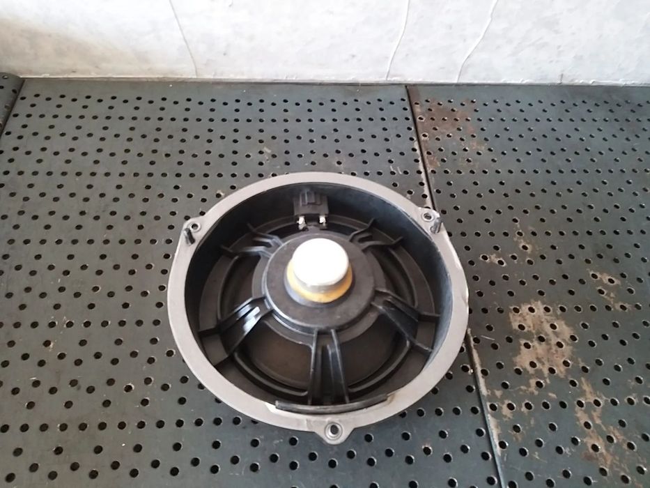 Boxa audio dreapta spate audi q5 8r
