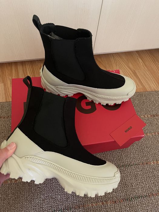 Спортни Боти Hugo