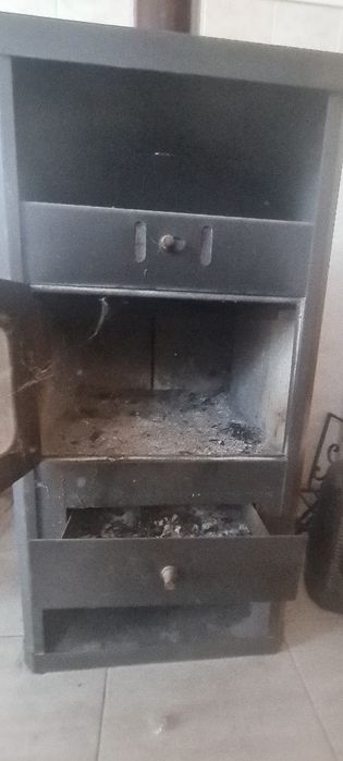 Печка на дърва и въглища