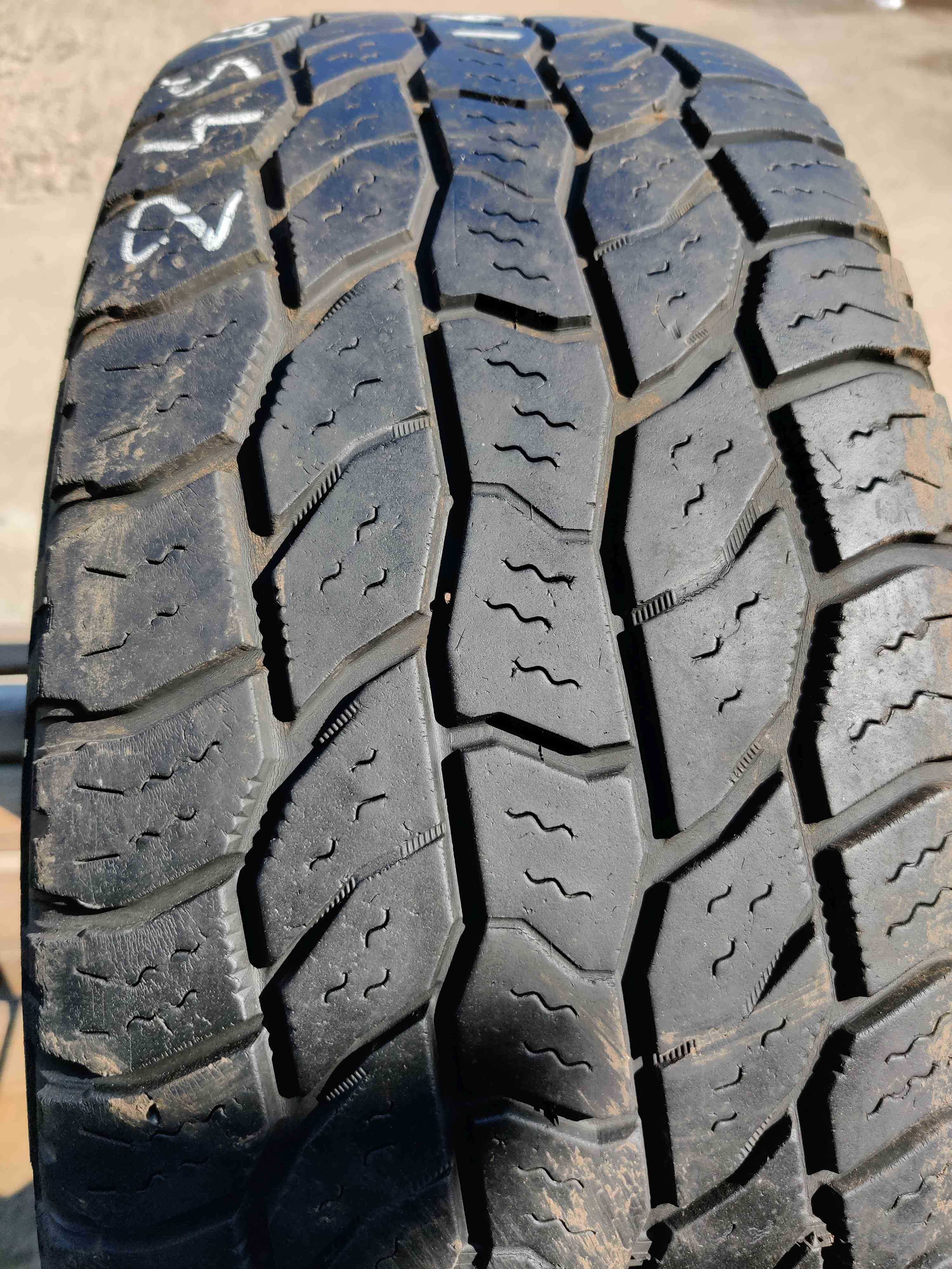 Anvelopa Vara 245/65 R17
Cooper	Discover AT3	107T