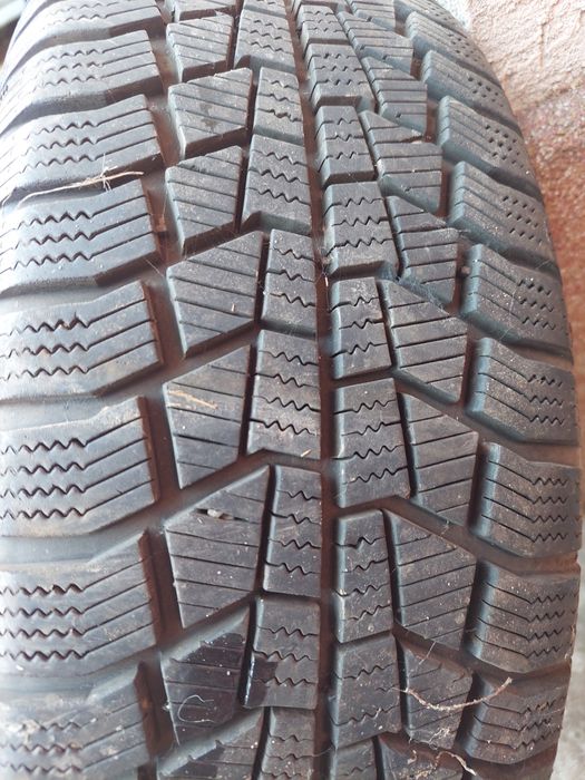 Anvelope iarna  195 60 15  jante opel plus capace originale
