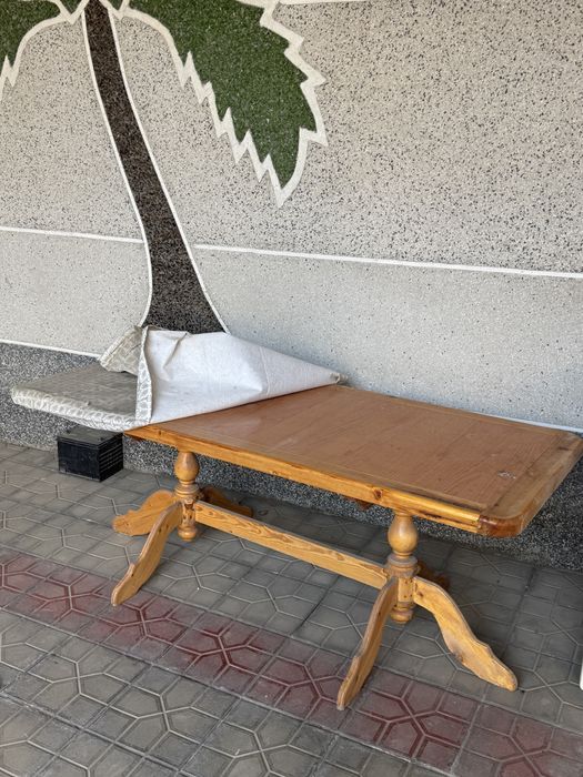 Stol sotiladi stulsiz!