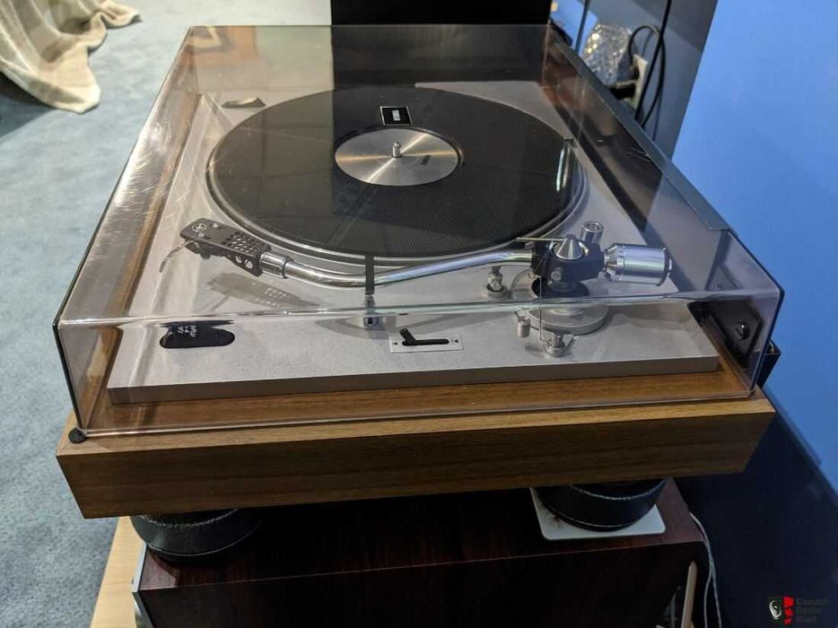 Yamaha YP-701 TOTL 1974 belt-drive pick-up semiautomatic stare TOP