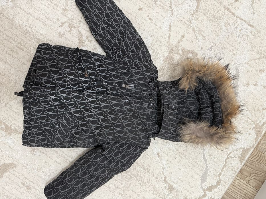 Продам детскую зимнюю куртку. Р 86.