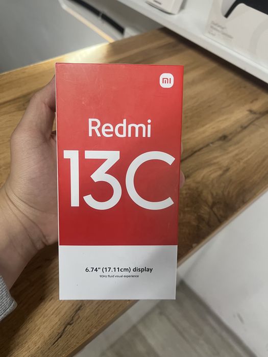 Redmi 13 C новый с каропкой запечатный (год гарантия)  256гб ореп 8гб