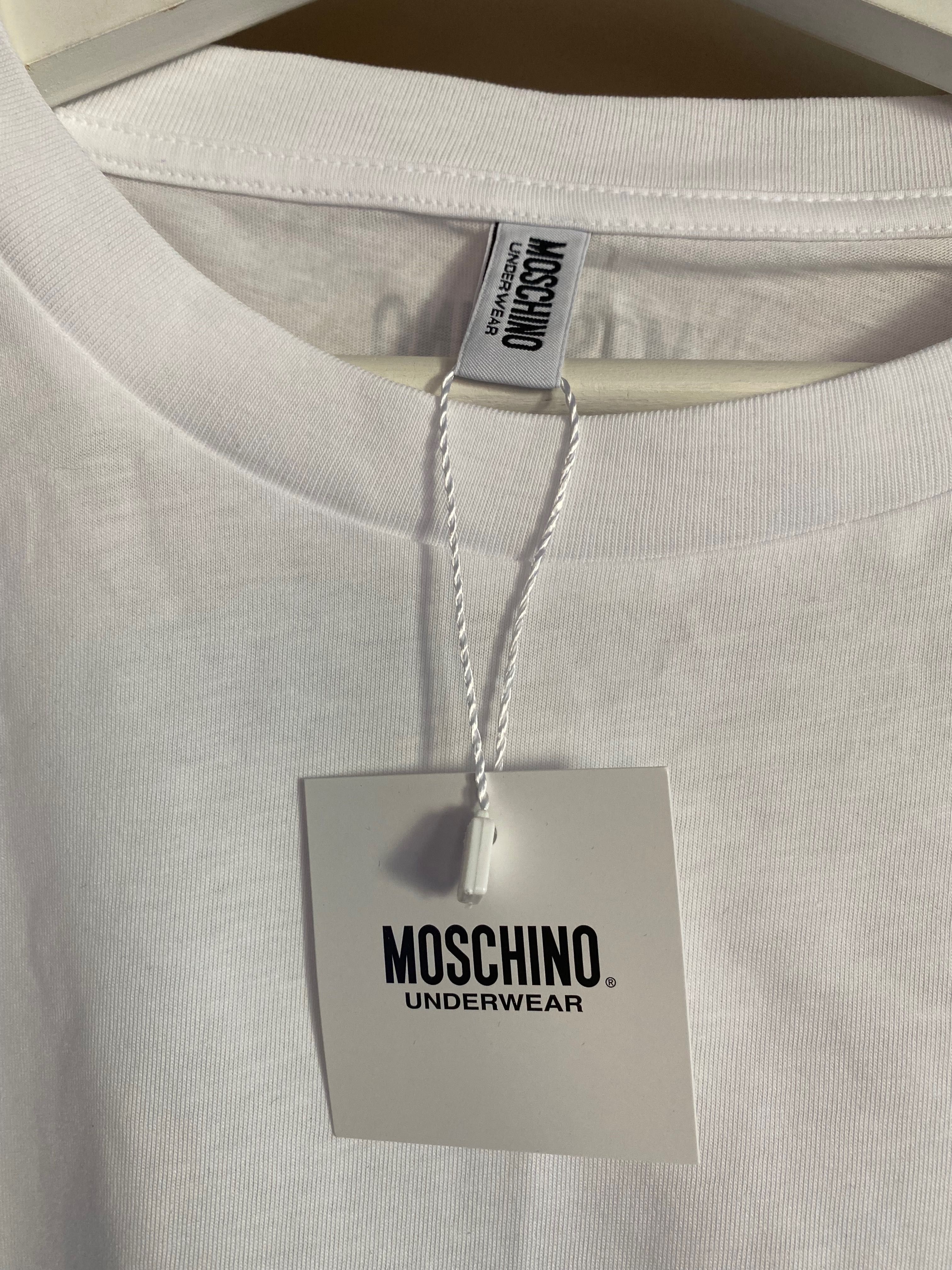 Moschino - ОРИГИНАЛНА мъжка тениска