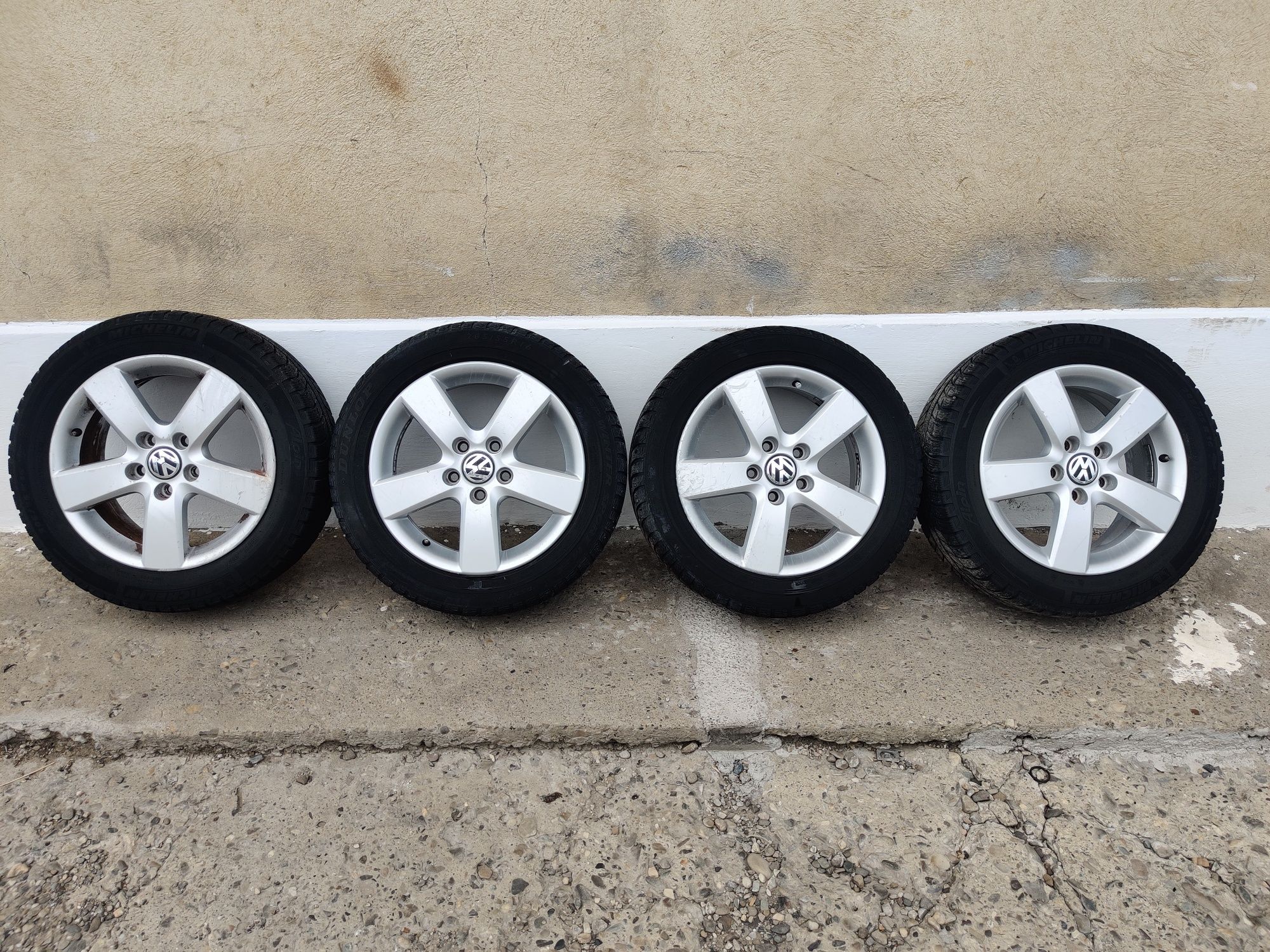 Jante aliaj originale Volkswagen 16" 5x112 anvelope iarna