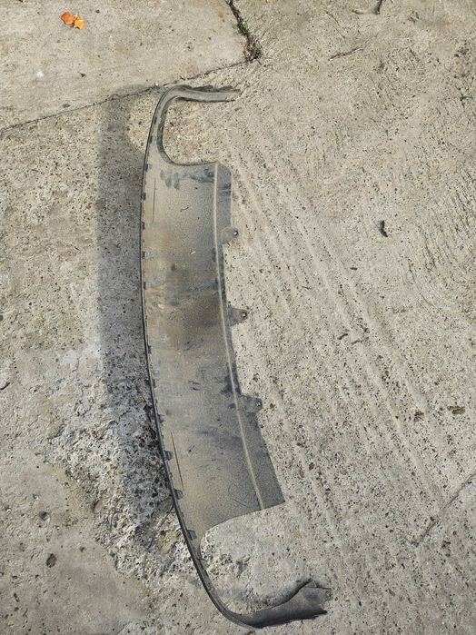 Vând fusta bară spate audi a4 b8