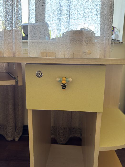 Birou de lemn copii pictat manual