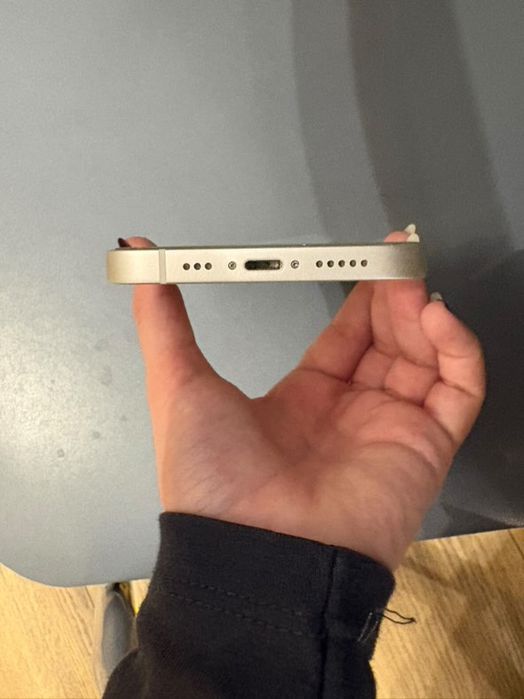 Айфон 12 като нов