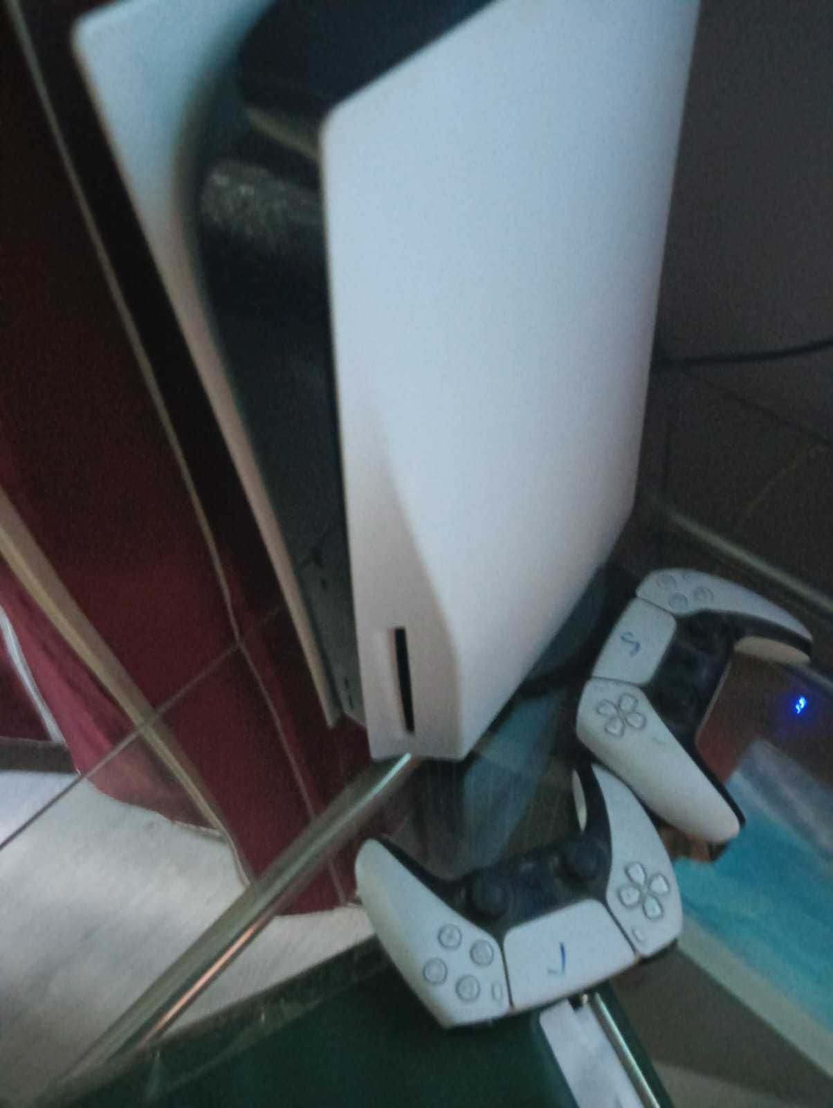 Consola PlayStation 5 C-Chassis + Jocuri PS5