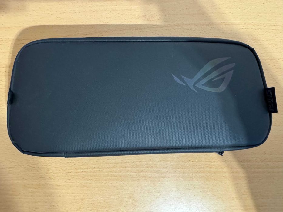 Asus ROG Ally Z1 Extreme + Оригинални аксесоари