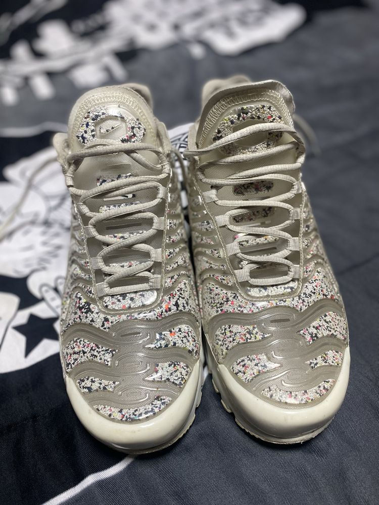 Продавам дамски маратонки Nike 44 номер