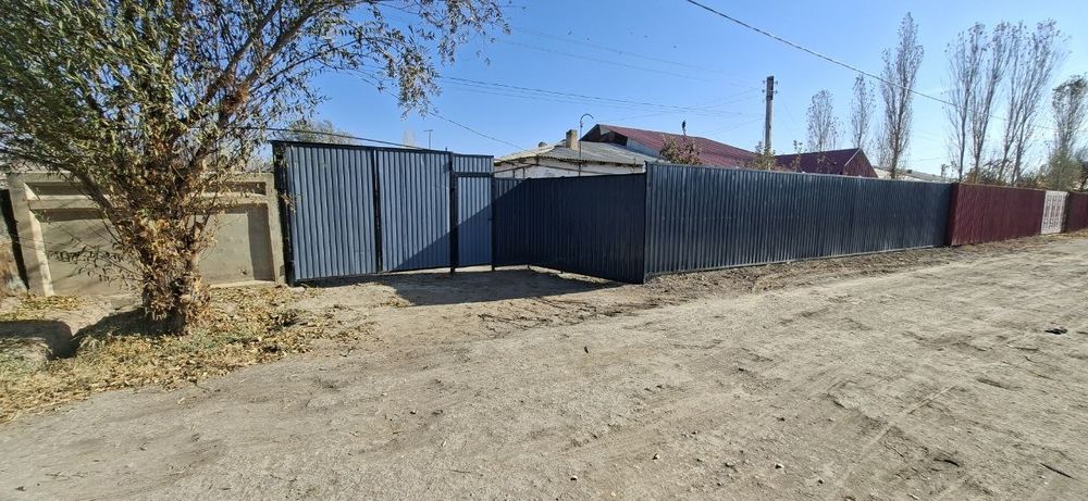 Уй сатилади  газ свет сув бор