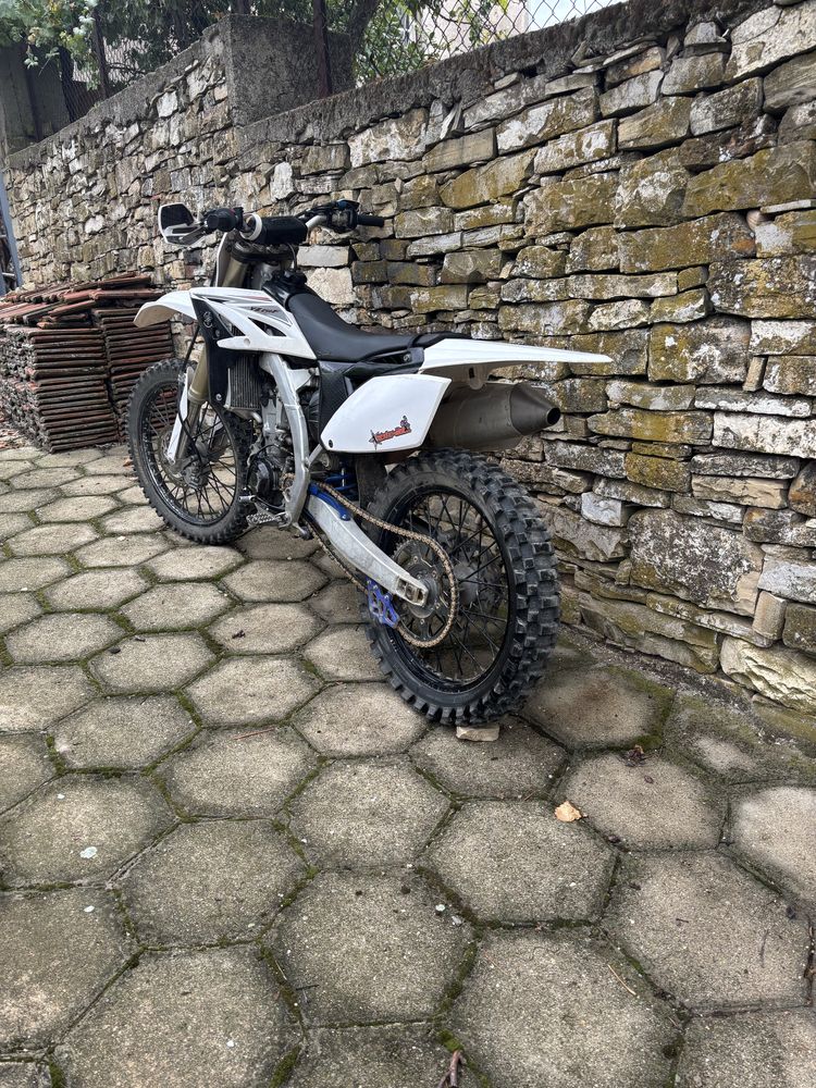 Yamaha yz250f white