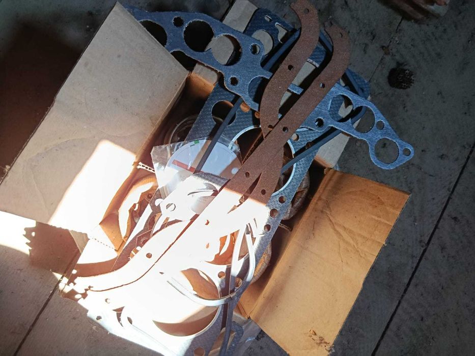 set motor dacia 1310