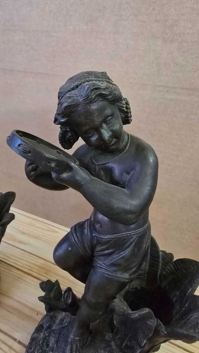 Set doua statuete deosebite