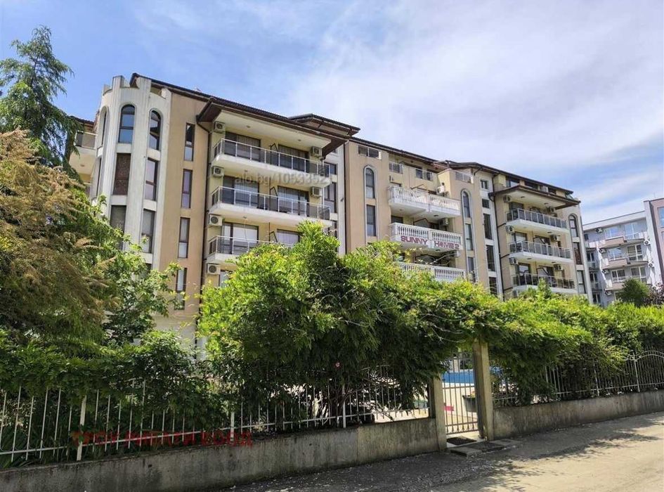 Продава се Двустаен апартамент в к.к. Слънчев бряг - 94 кв.м за 820 €/кв.м - Снимка #14