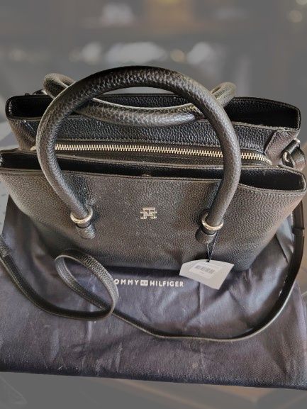 Голяма дамска чанта Tommy Hilfiger  -23%
