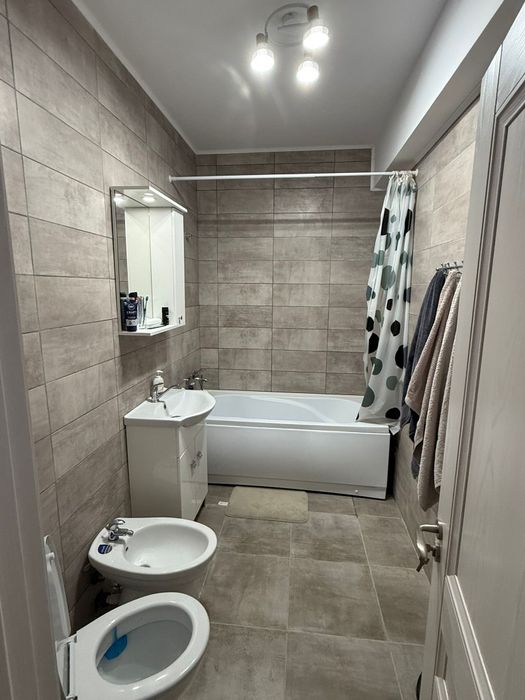 Apartament de inchiriat