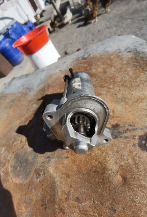 Vând electromotor ford fiesta 1.6 tdci 90 cp