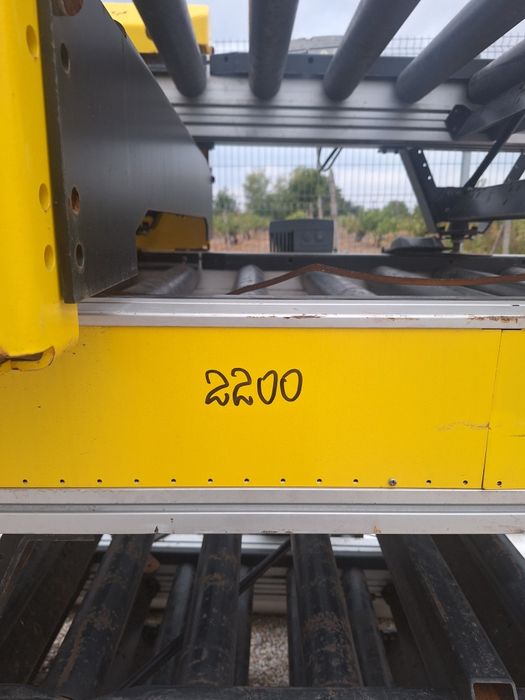 Ролкови палетни транспортьори