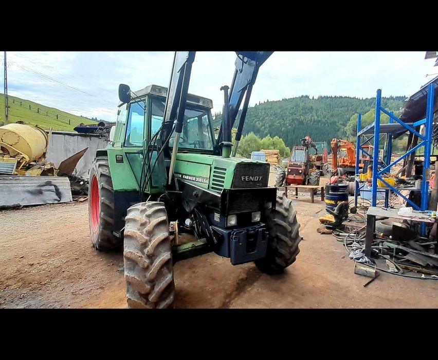 Tractor Fendt Farmer 310 LSA 4x4 100cp cu incarator frontal