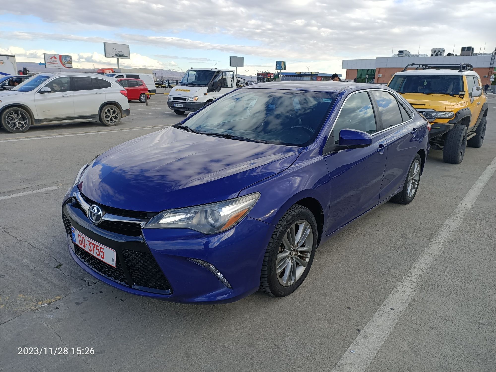 Продаётся TOYOTA CAMRY 2016года