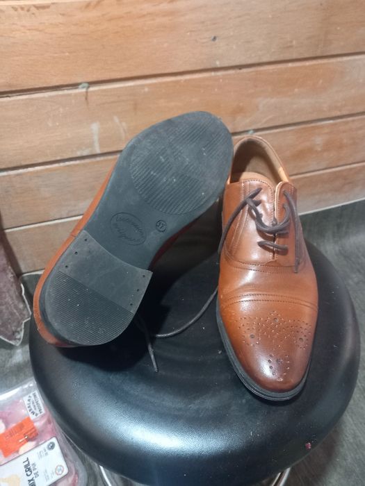 Pantofi eleganți piele  37