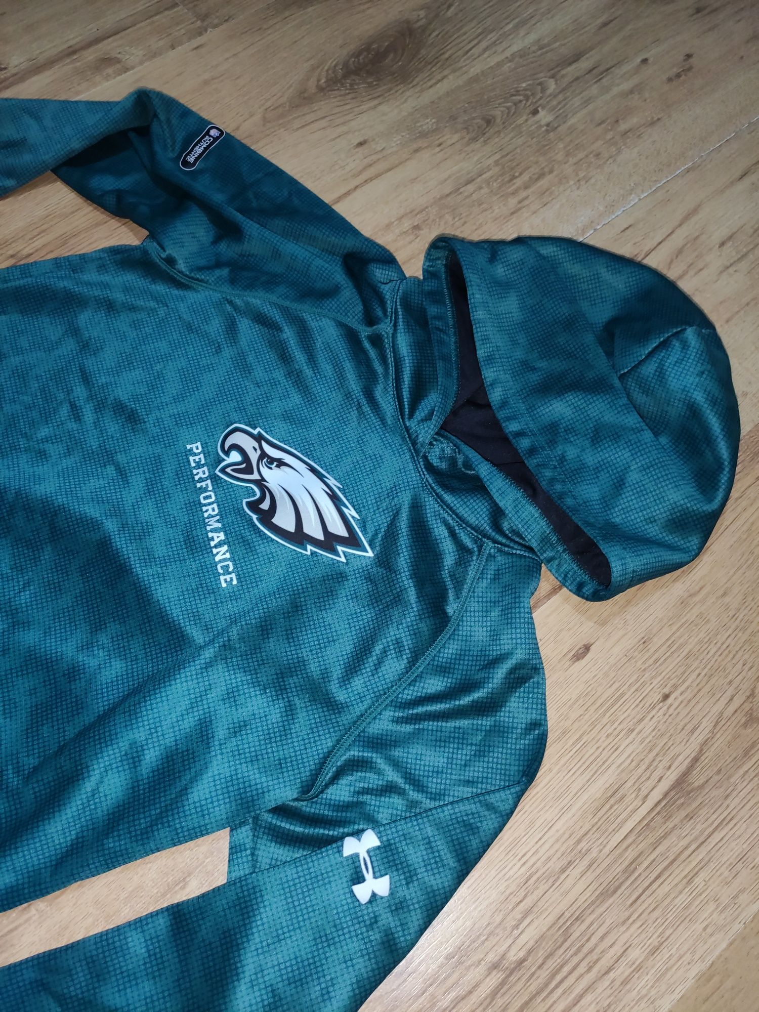 Hanorac Under Armour NFL Philadelphia Eagles mărimea 14 ani