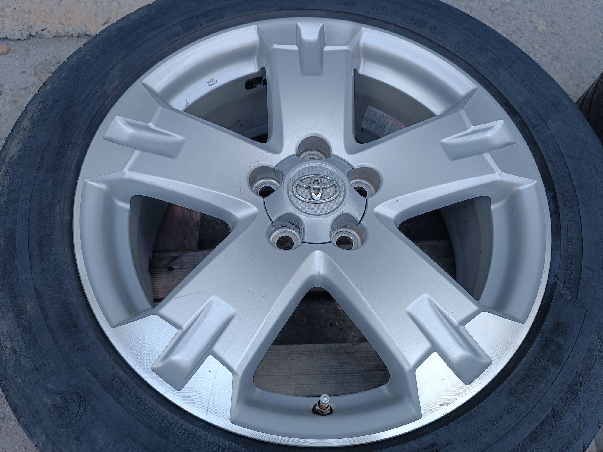 Лети джанти 18ки 5х114.3 Toyota + летни гуми 235/55/18 Continental