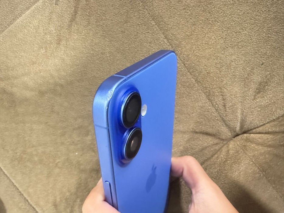 iPhone 16 plus 256 Ultramarine
