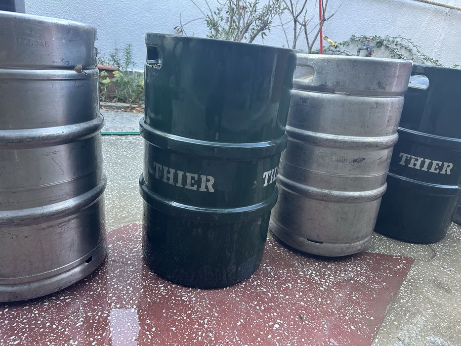 Butoi inox 50L în stare bună