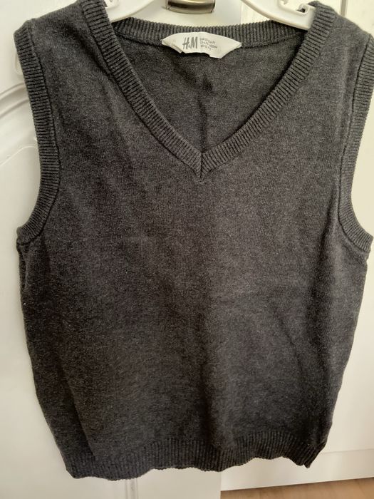 Безрукавка  жилет  хлопок H&M(6/7л)