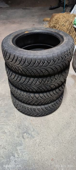 Шины 13 зимние шипованые