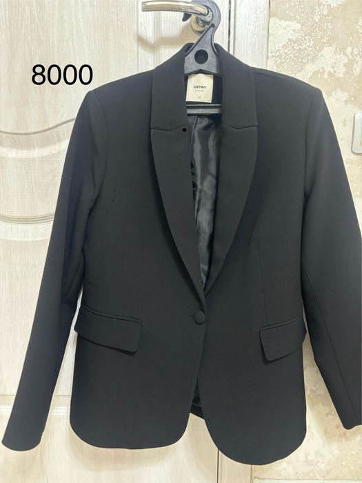 Продам пиджак 46р -8000т