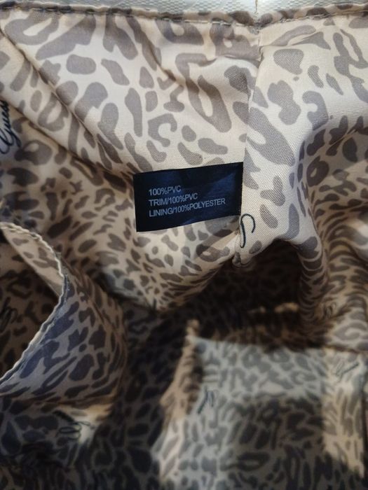 Guess, superba, origibala, fara defecte