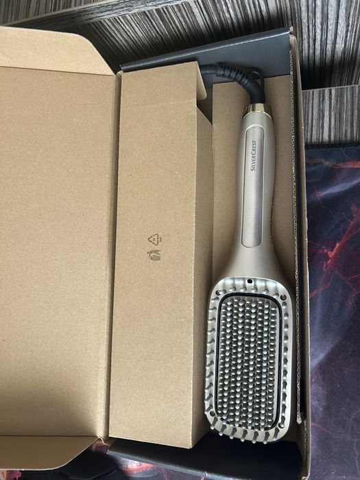 Преса четка за коса