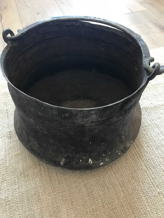 Продава старинен бакър