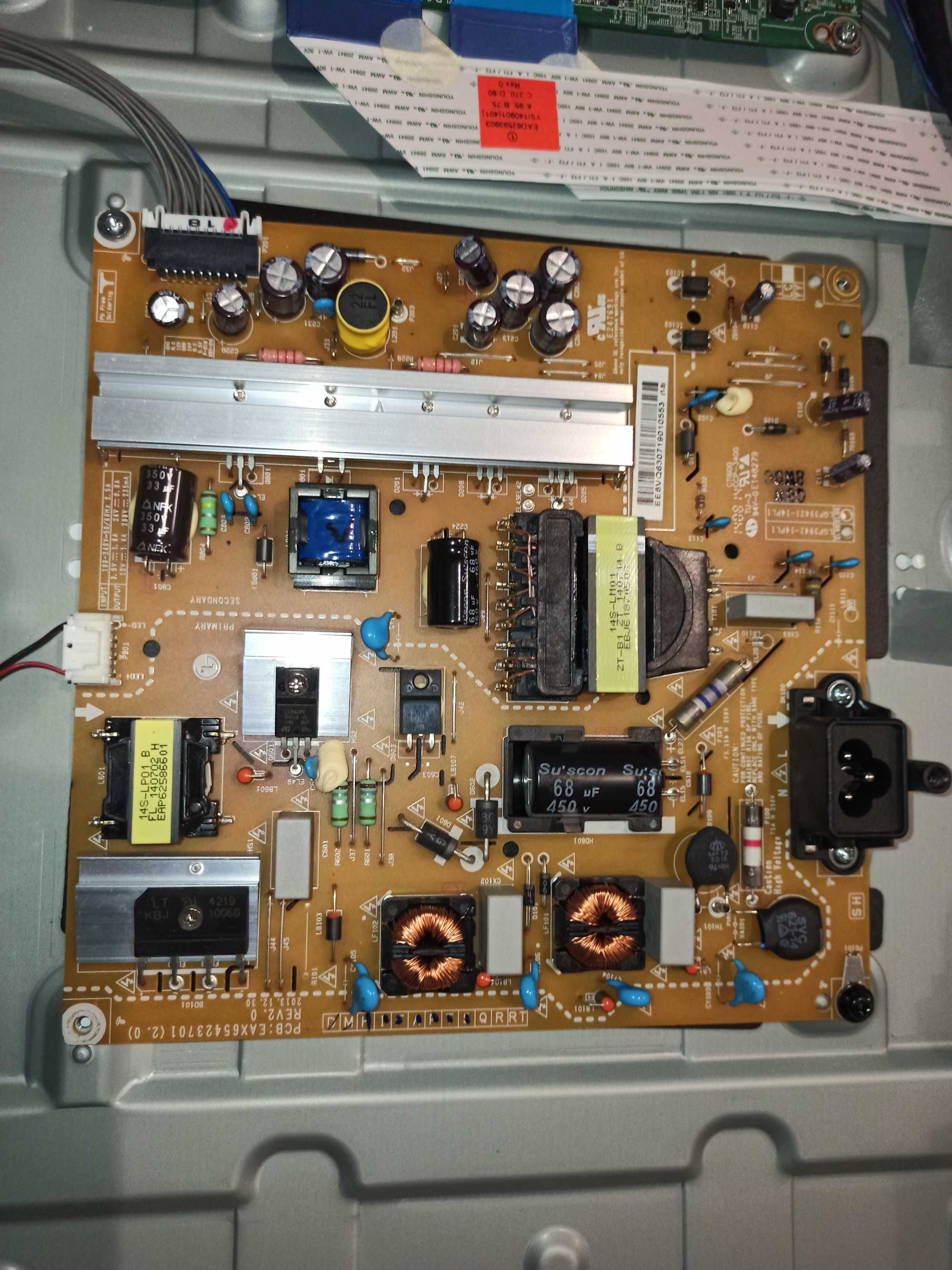 Dezasamblez TV LG 42LB650V