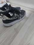 Adidasi Air Force 1