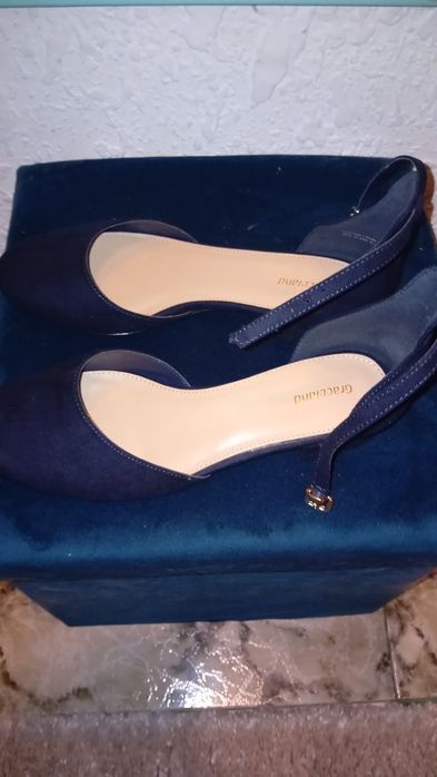 Ниски дамски обувки