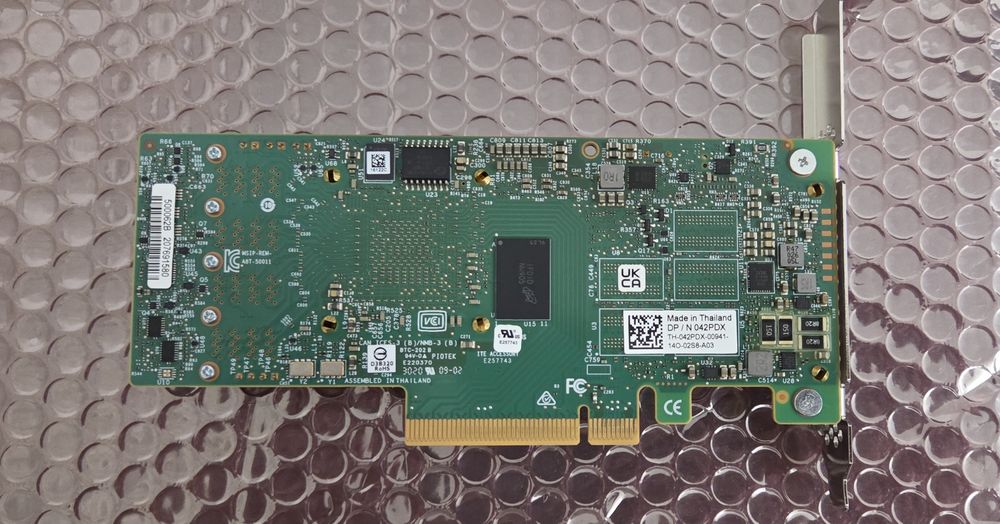 Adaptor RAID Broadcom MegaRAID 9460-16i 12Gb/s Dell 042PDX