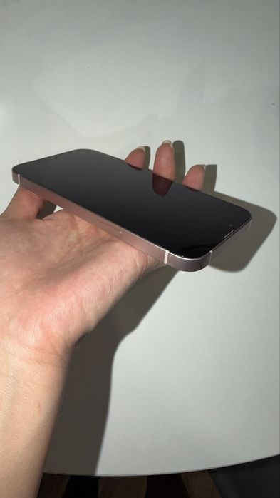 Iphone 13 розовый 128