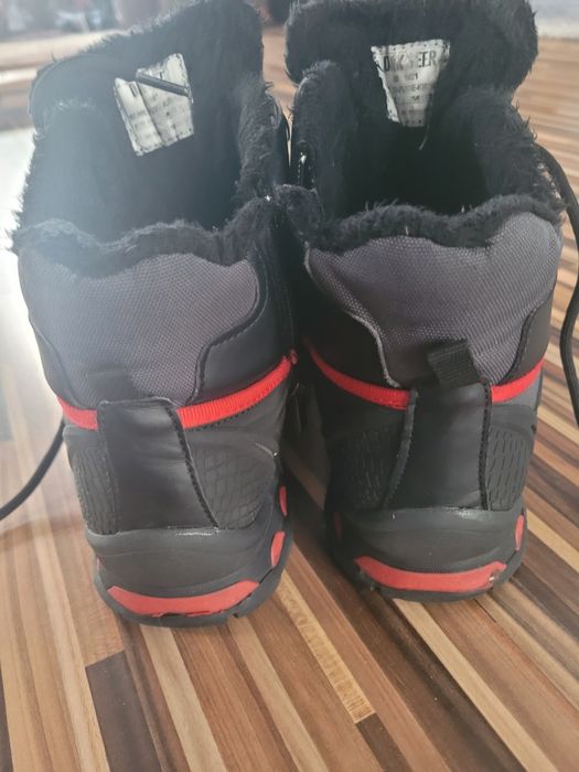 Vând ghete de munte Dark Seer outdoor