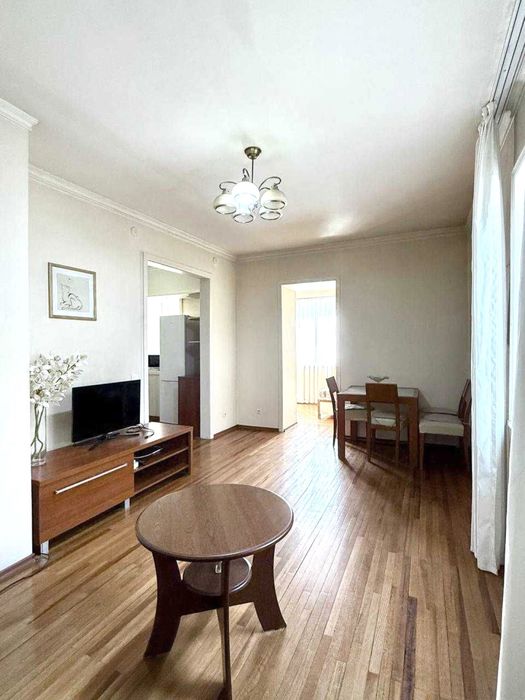 ( К93 ) Срочно продаётся квартира 1в2/4/4 Ц-1, кафе Бибигон