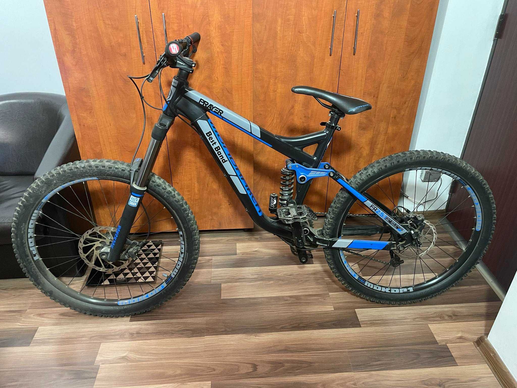 Bicicleta full suspension Mondraker Prayer