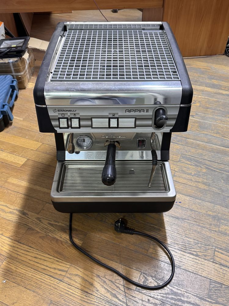 Кофемашина simonelli APPIA 2