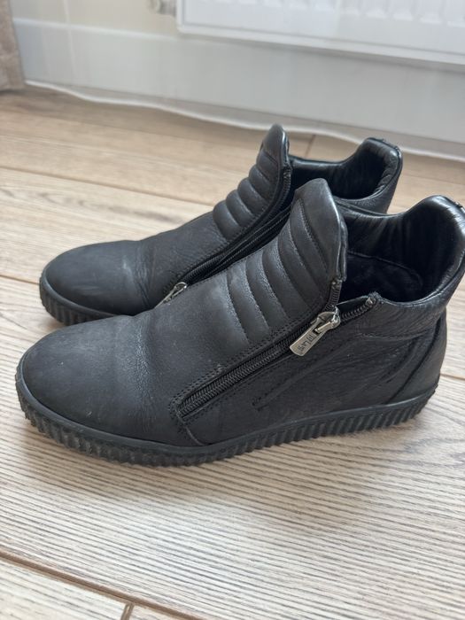 Осенне-весенние сапоги на мальчика