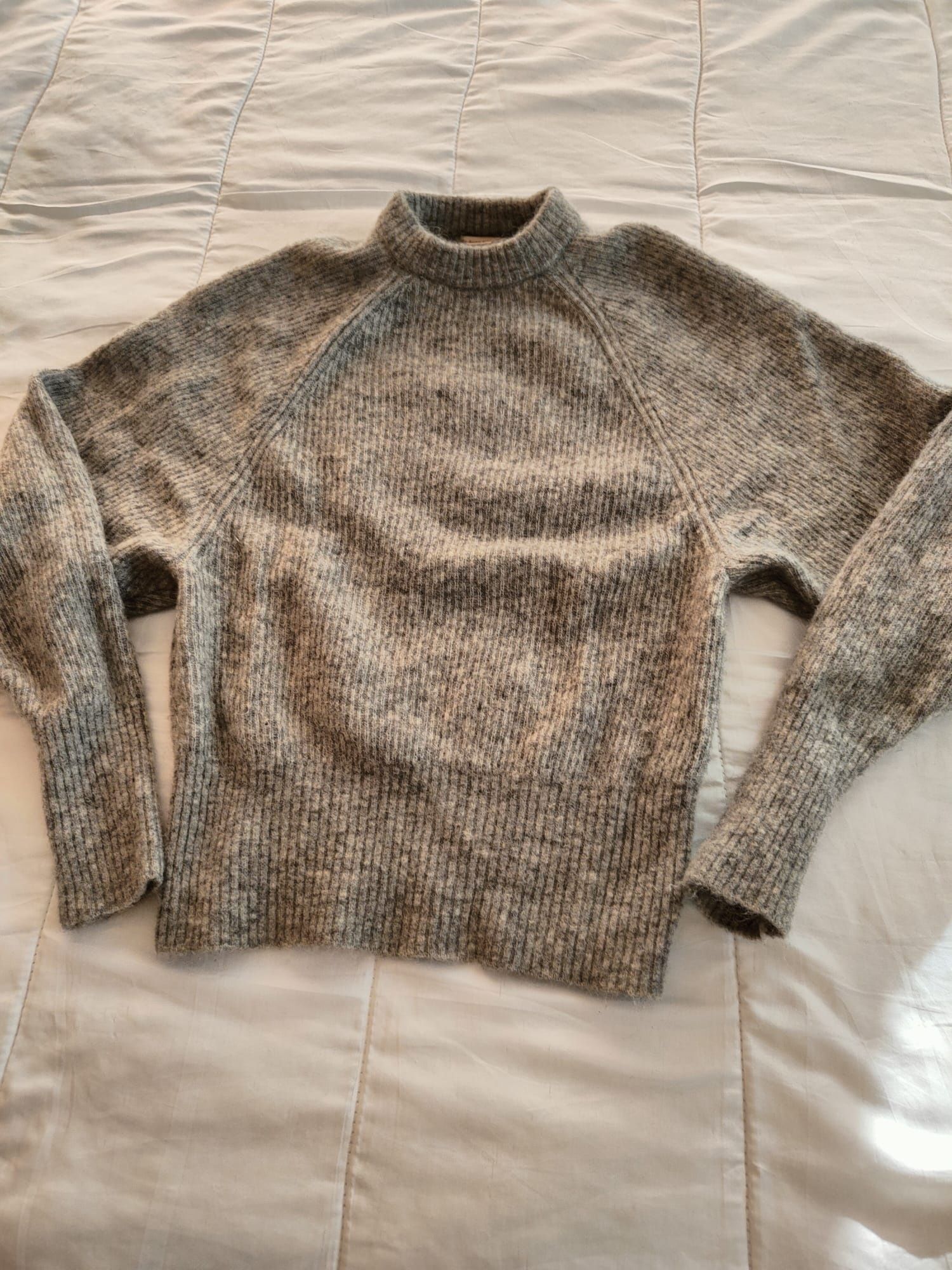 Дънки и пуловери